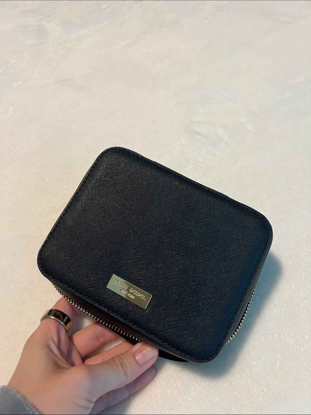 Henri Bendel Jewlery Case